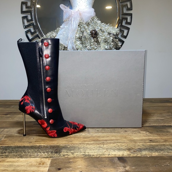 Alexander Mcqueen Ankle Boot w/Floral Embroidery - Picture 4 of 8